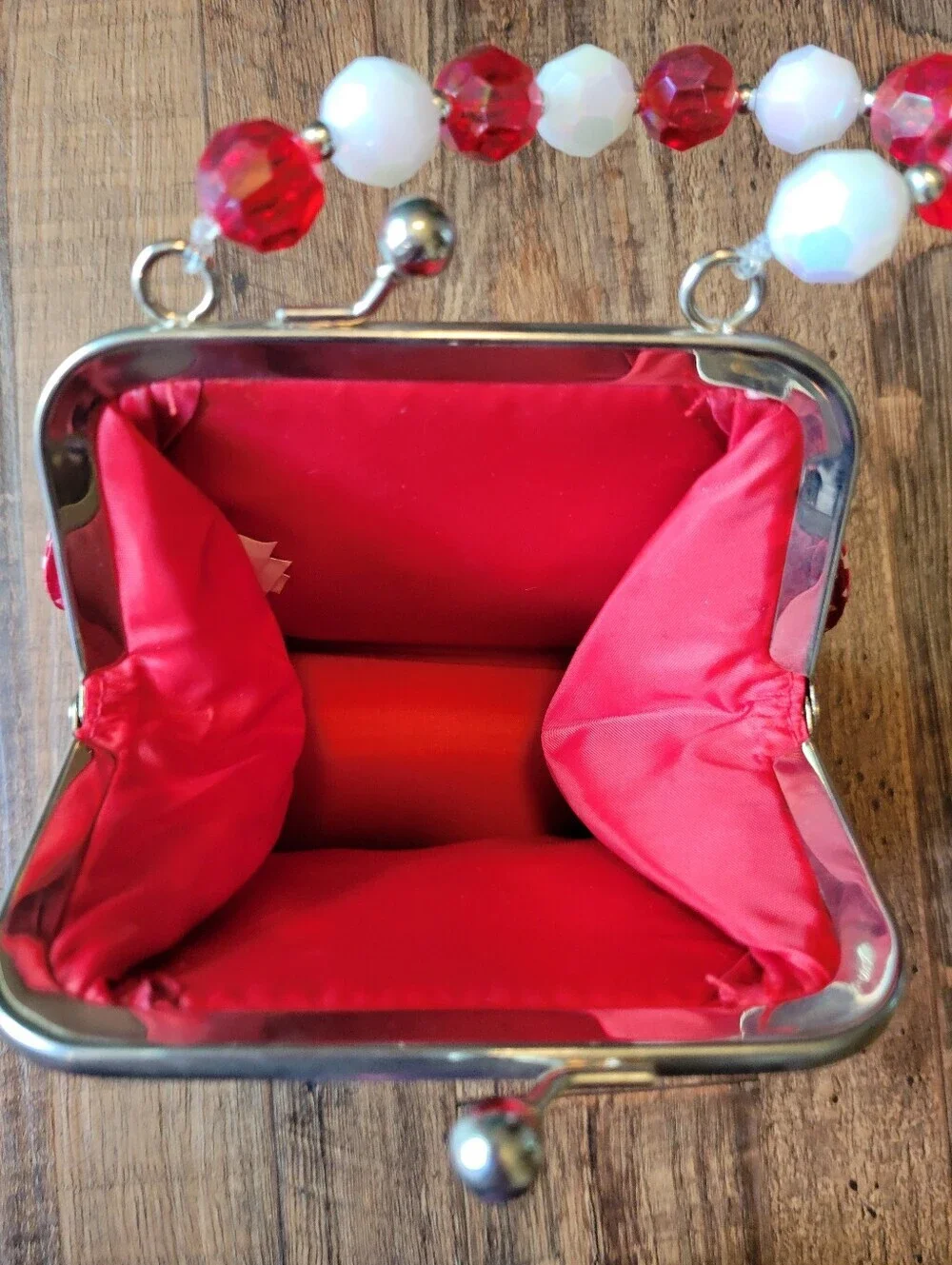 Minnie Mouse Red White Kiss Lock Small Clutch Handbag Purse